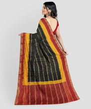Load image into Gallery viewer, Traditional Rajasthani Cotton Saree
