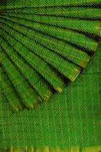 Load image into Gallery viewer, Sawan Special Lehariya Saree In Cotton Gathchola Fabric