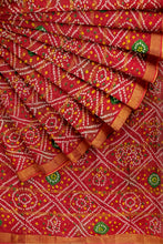 Load image into Gallery viewer, Beautiful Gota Border Gadchola Saree