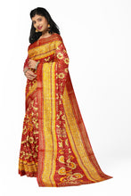Load image into Gallery viewer, Pure Cotton Gathchola Saree With Flower Prints
