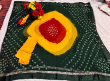 Load image into Gallery viewer, Elegant Bandhani Saree in Traditional Style
