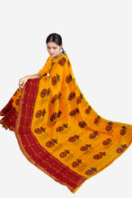 Load image into Gallery viewer, Office-Ready Gathchola Saree
