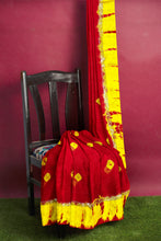Load image into Gallery viewer, Designer Viscose Georgette Saree – Authentic Bandhani