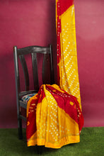 Load image into Gallery viewer, Classic Bandhani Saree with Blouse Piece – Dry Clean Only