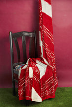 Load image into Gallery viewer, Ethnic Elegance: Handcrafted Bandhani Georgette Saree