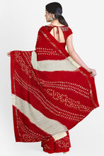 Load image into Gallery viewer, Ethnic Elegance: Handcrafted Bandhani Georgette Saree